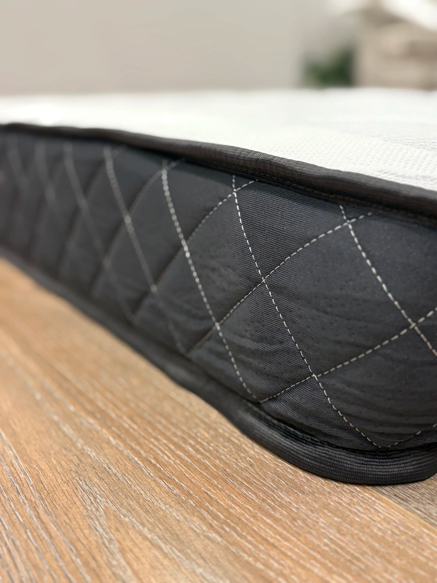 Grey/White — Claybeds